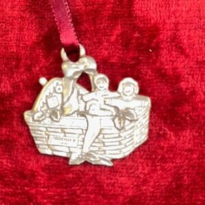 Longaberger 1996 Gingerbread Basket Pewter Christmas Ornament Silver Holiday Tag